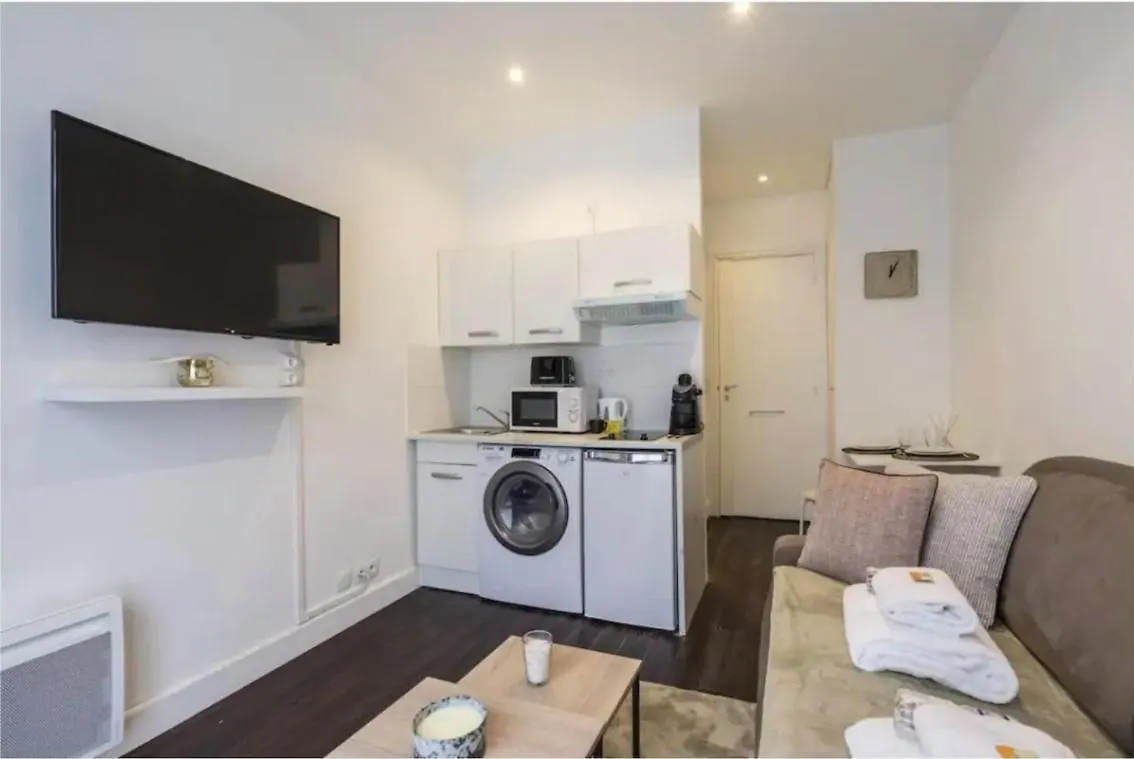 Studio Cosy Proche De La Place De La Nation 2P باريس 0*,  فرنسا